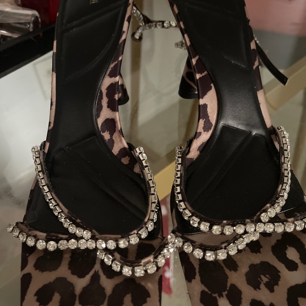 Stud sandals